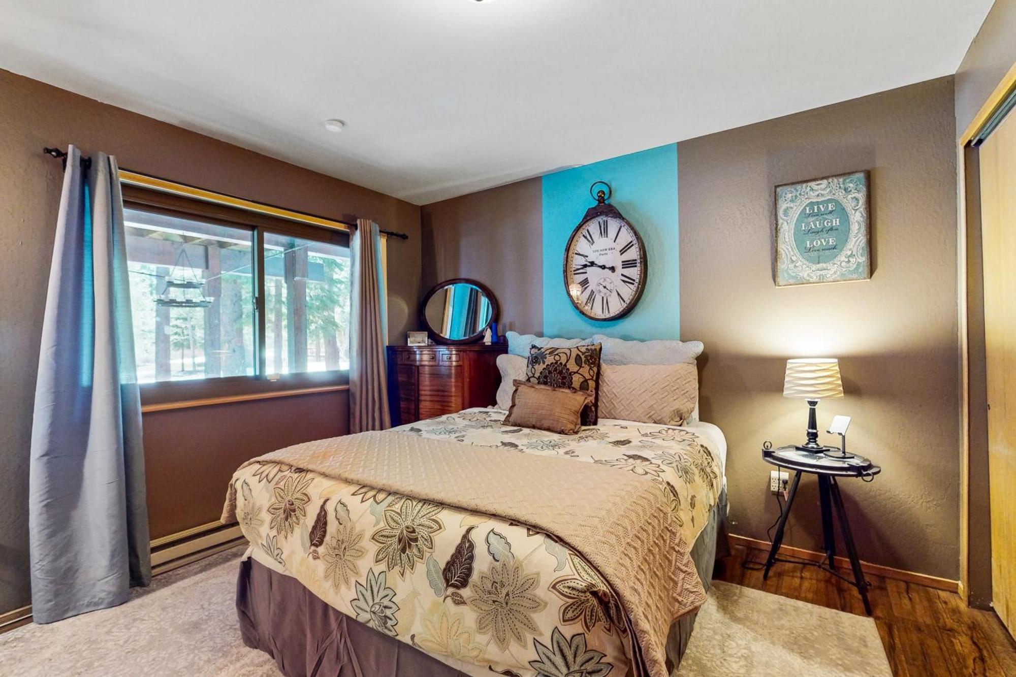 Tastefully-Updated, Classic Tahoe Family Home Truckee Eksteriør billede